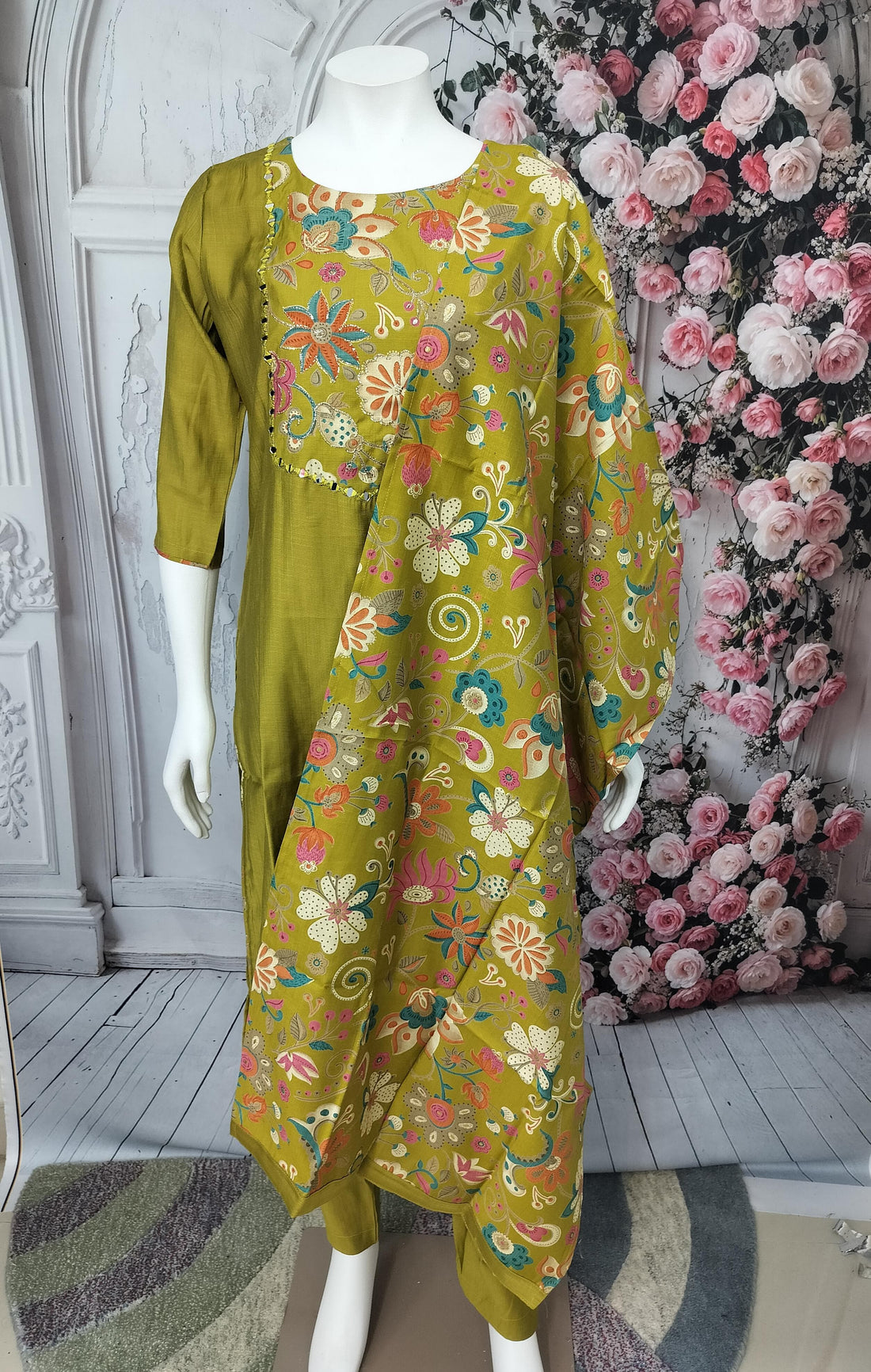 Ethnic Elegance - SFA023