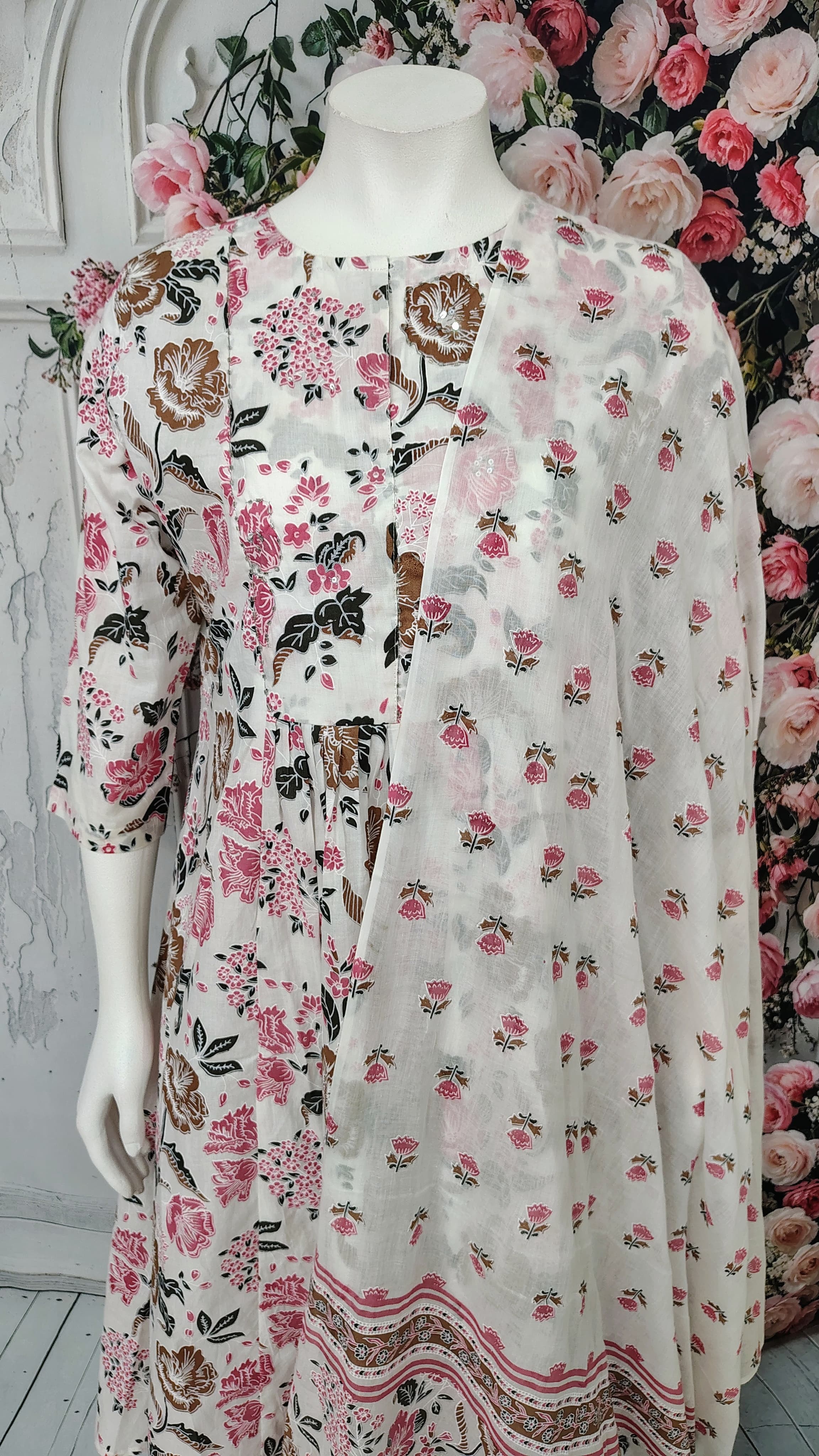 Floral Fantasy - SFA110