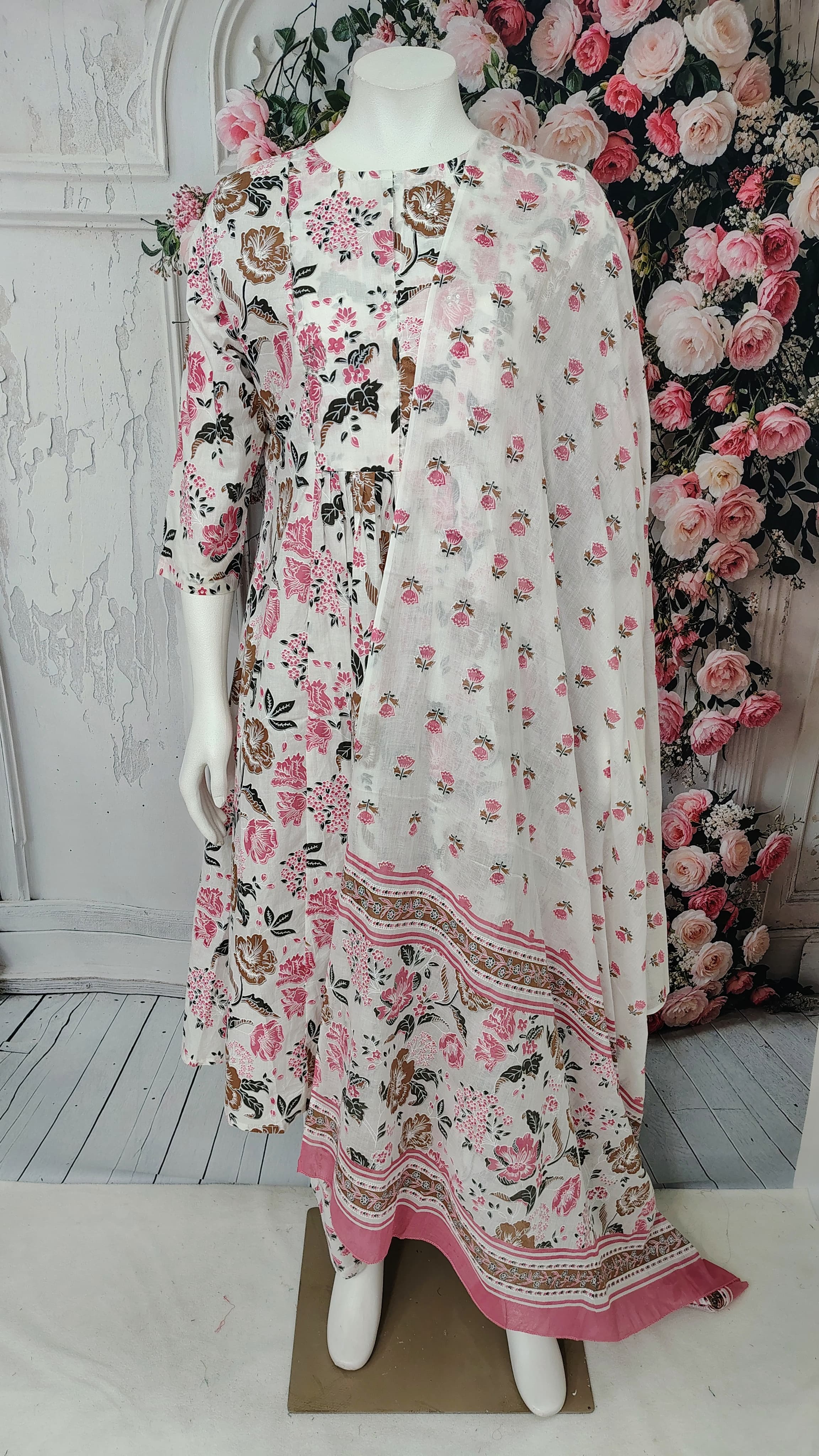Floral Fantasy - SFA110