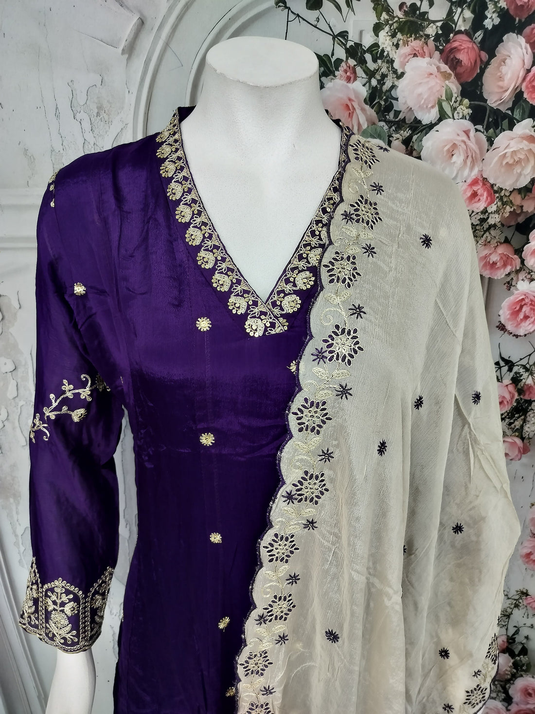 Ethnic Elegance - SFA180