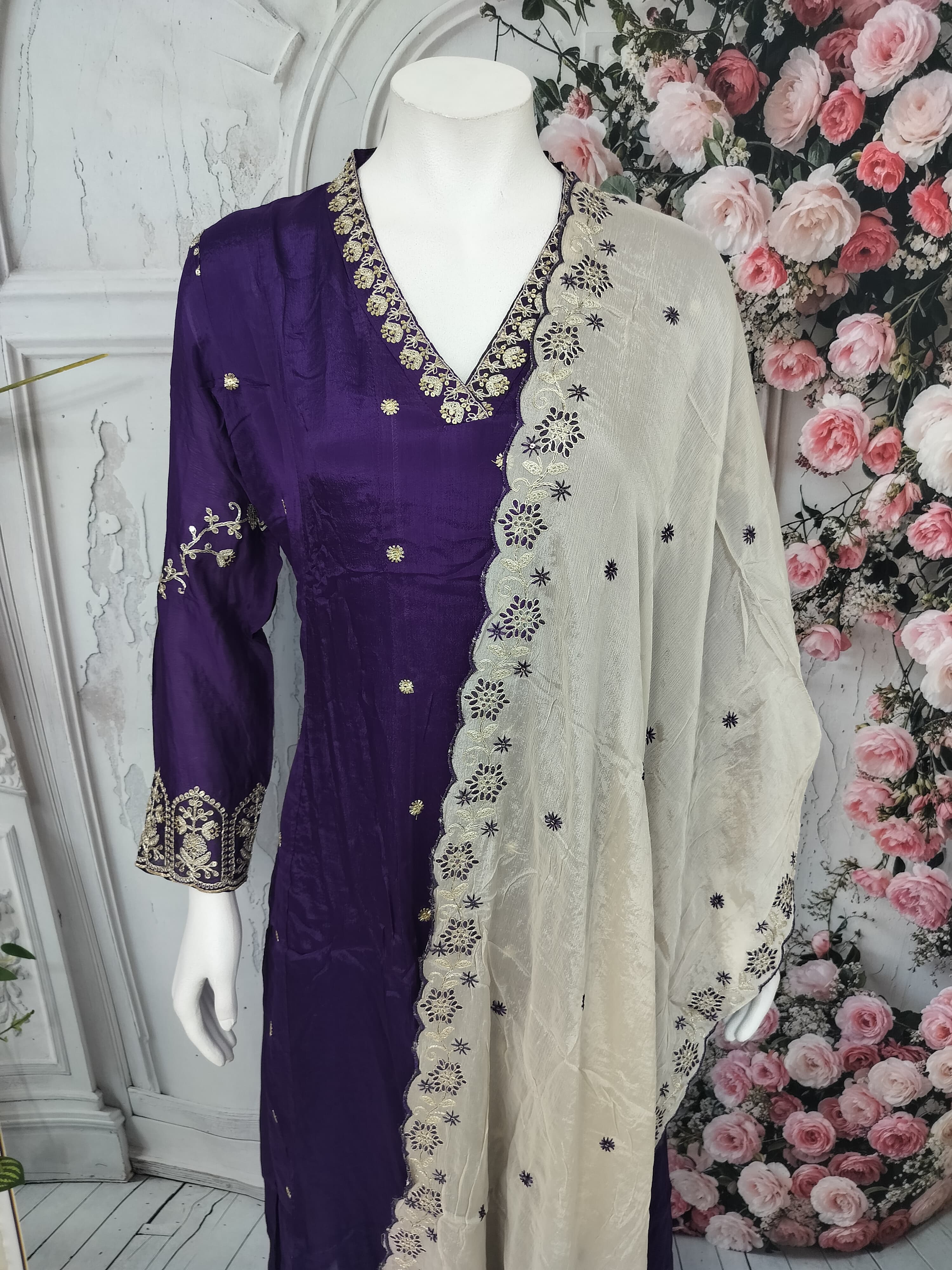 Ethnic Elegance - SFA180