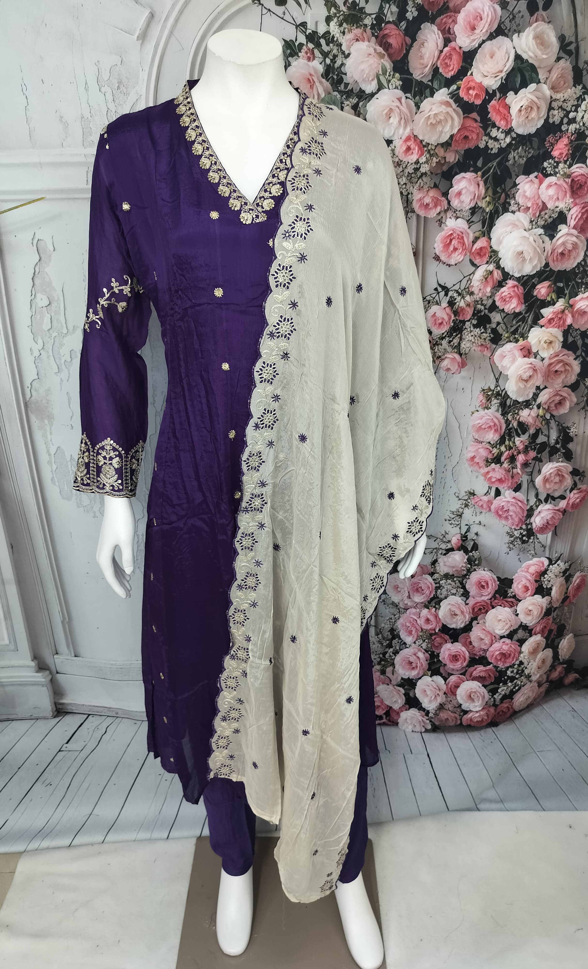Ethnic Elegance - SFA180