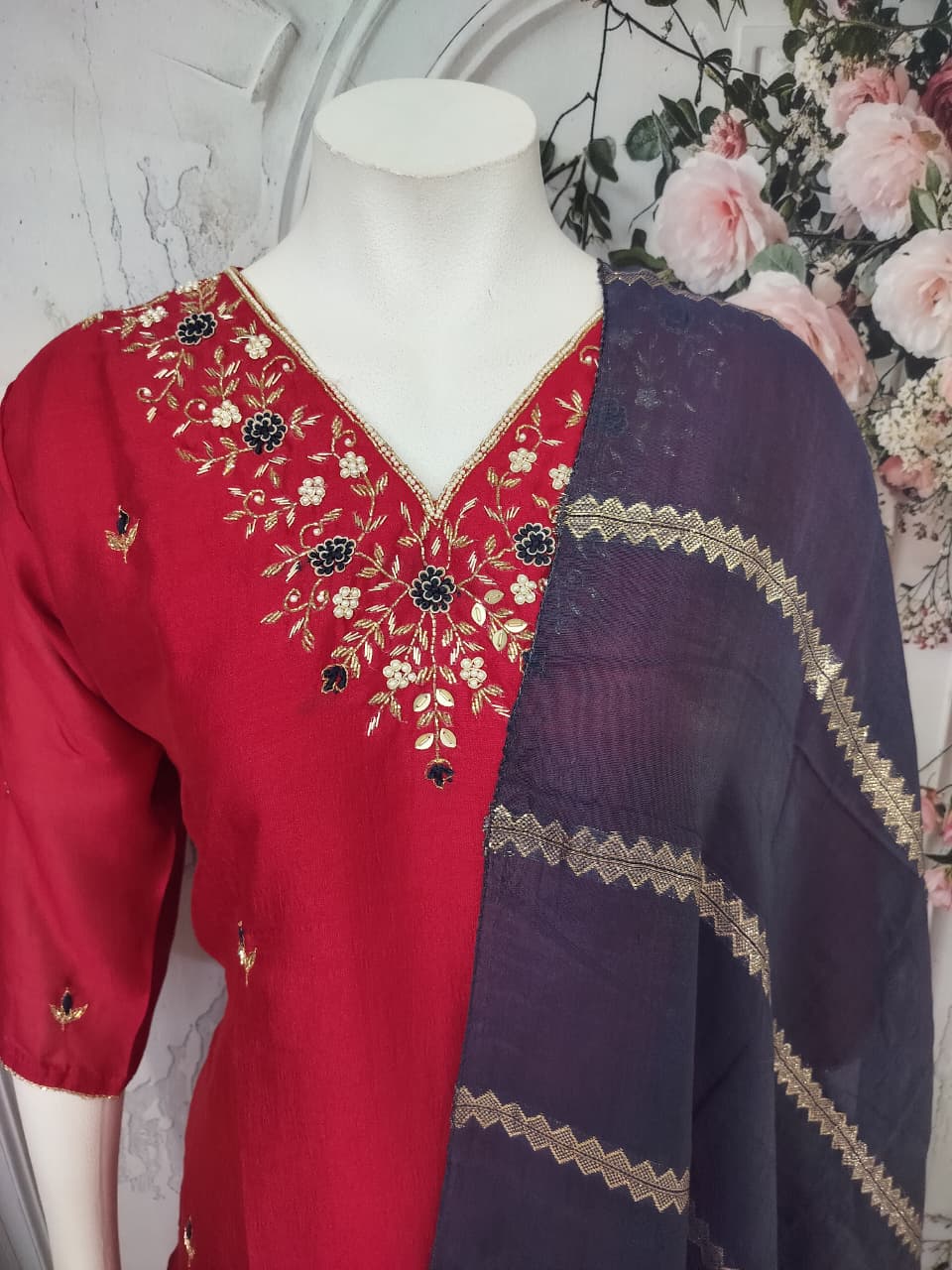 Timeless Elegance -  SFA210