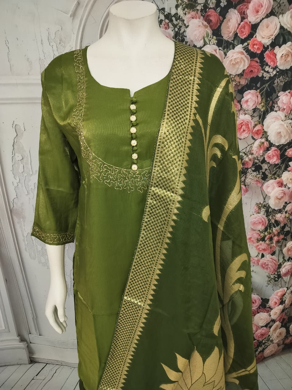 Wardrobe Winner – SFA272