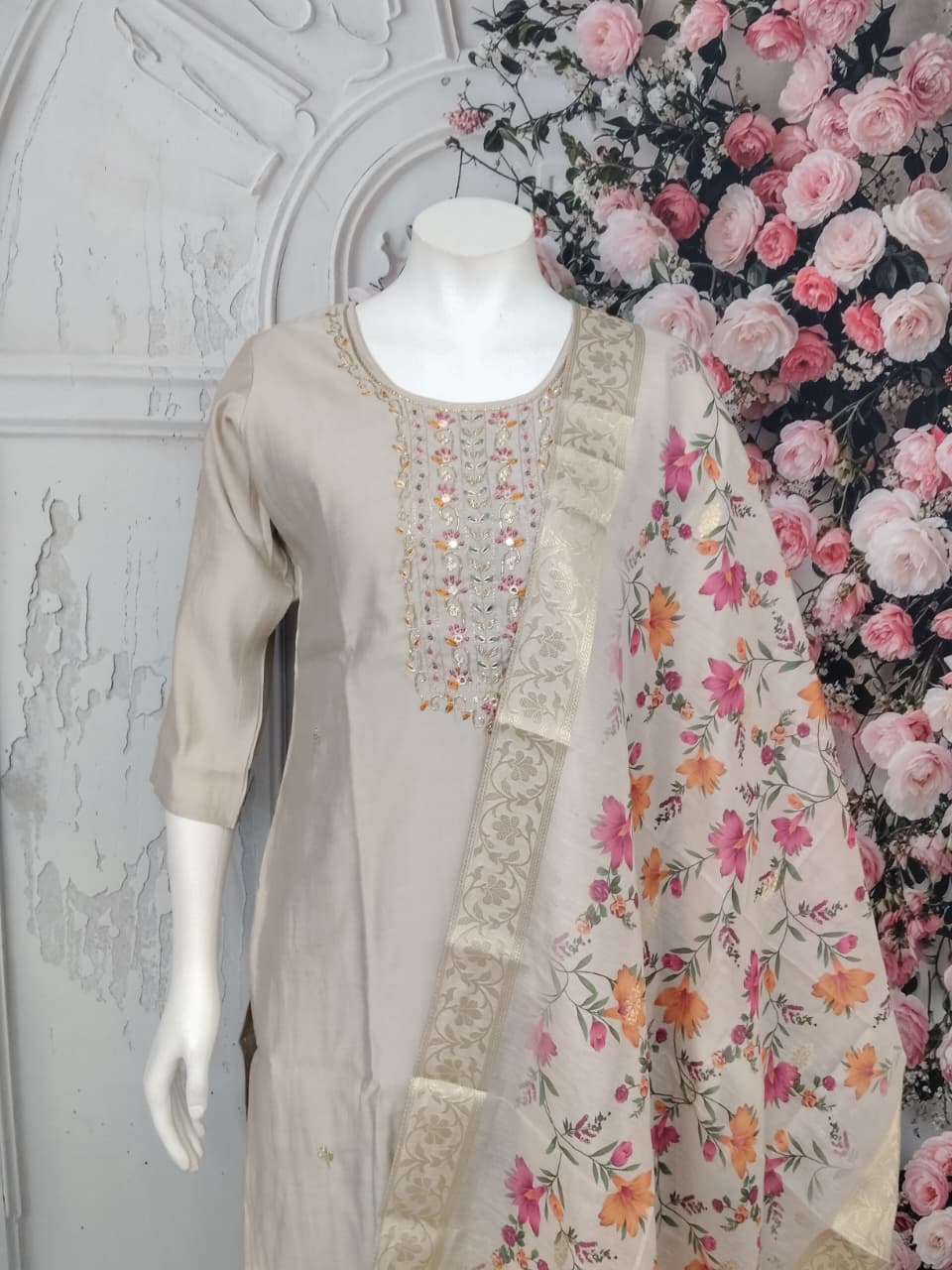 Shravi Signature Styles - SFA357