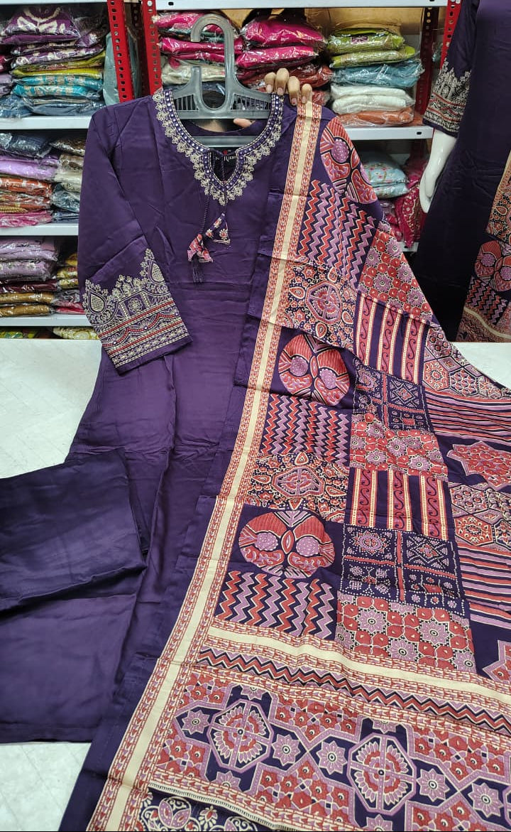 Statement Wear - SFA388