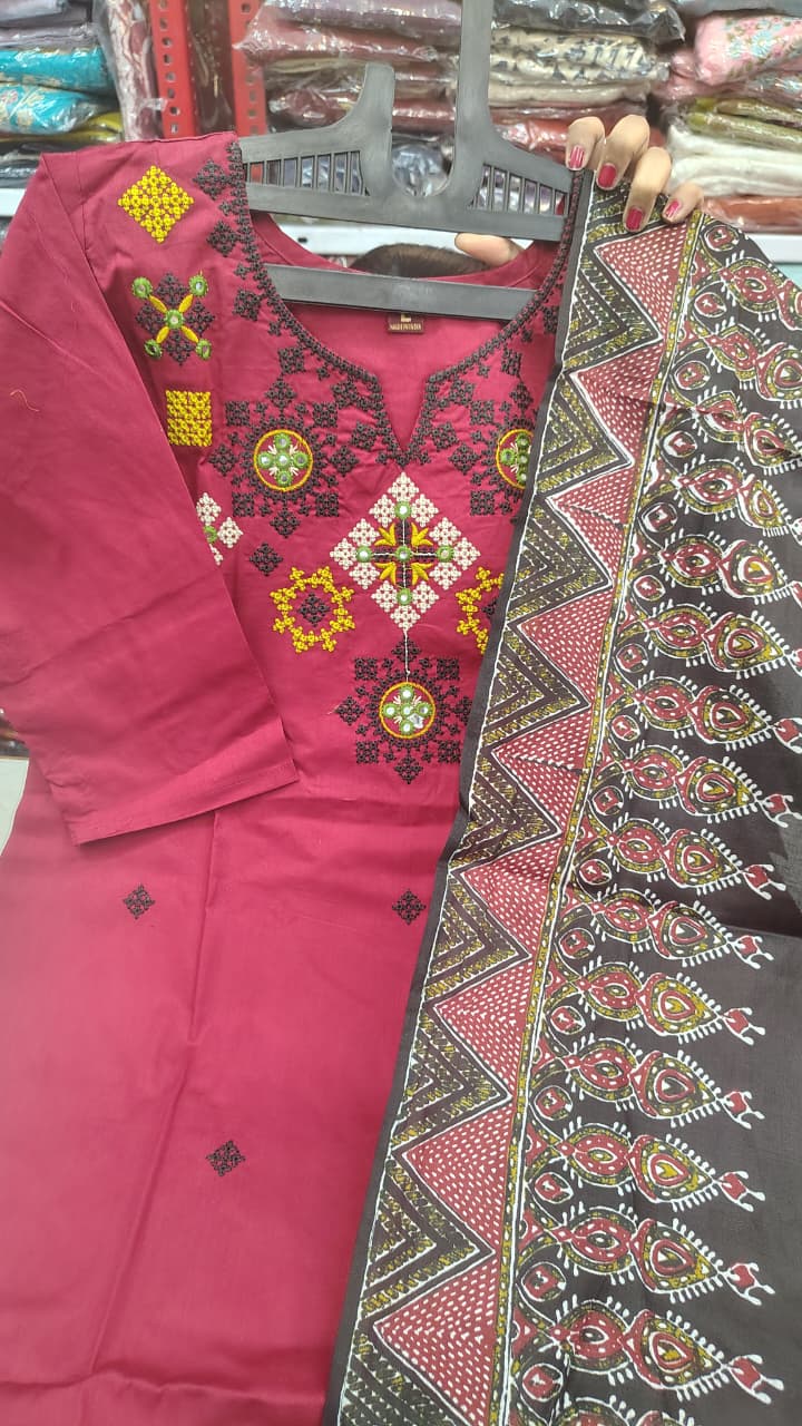 Bold Prints - SFA407