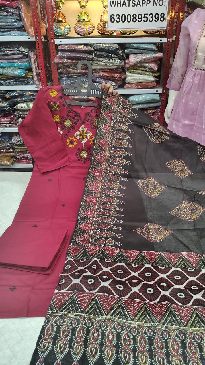 Bold Prints - SFA407