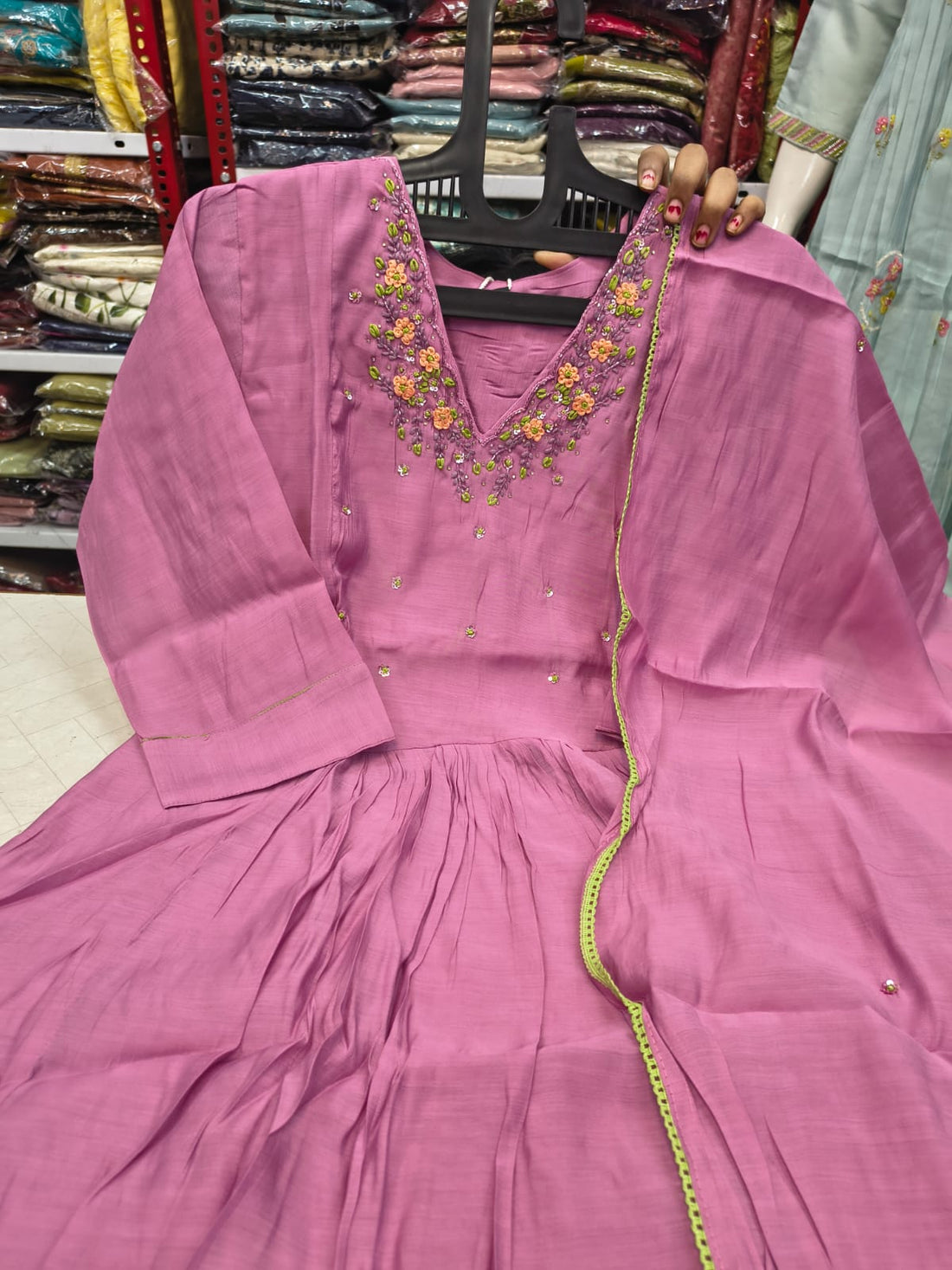 Maharanī Style - SFA480