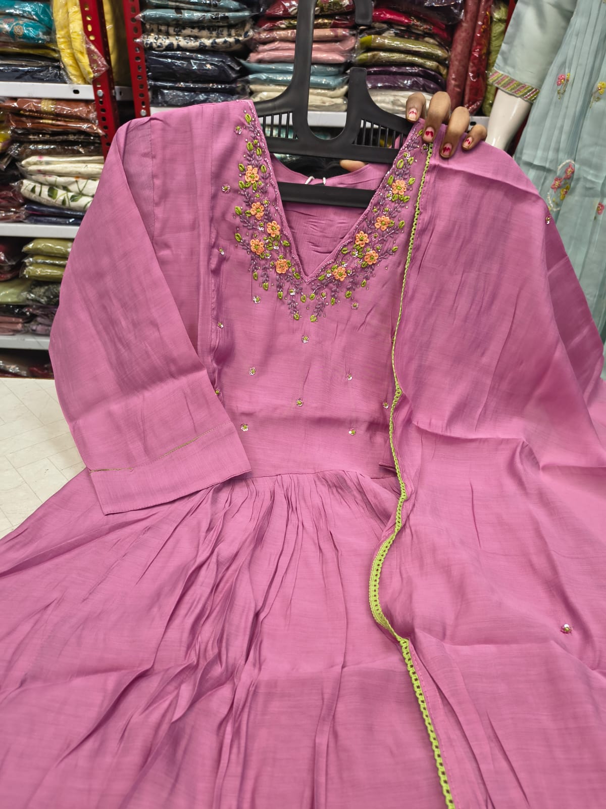 Maharanī Style - SFA480