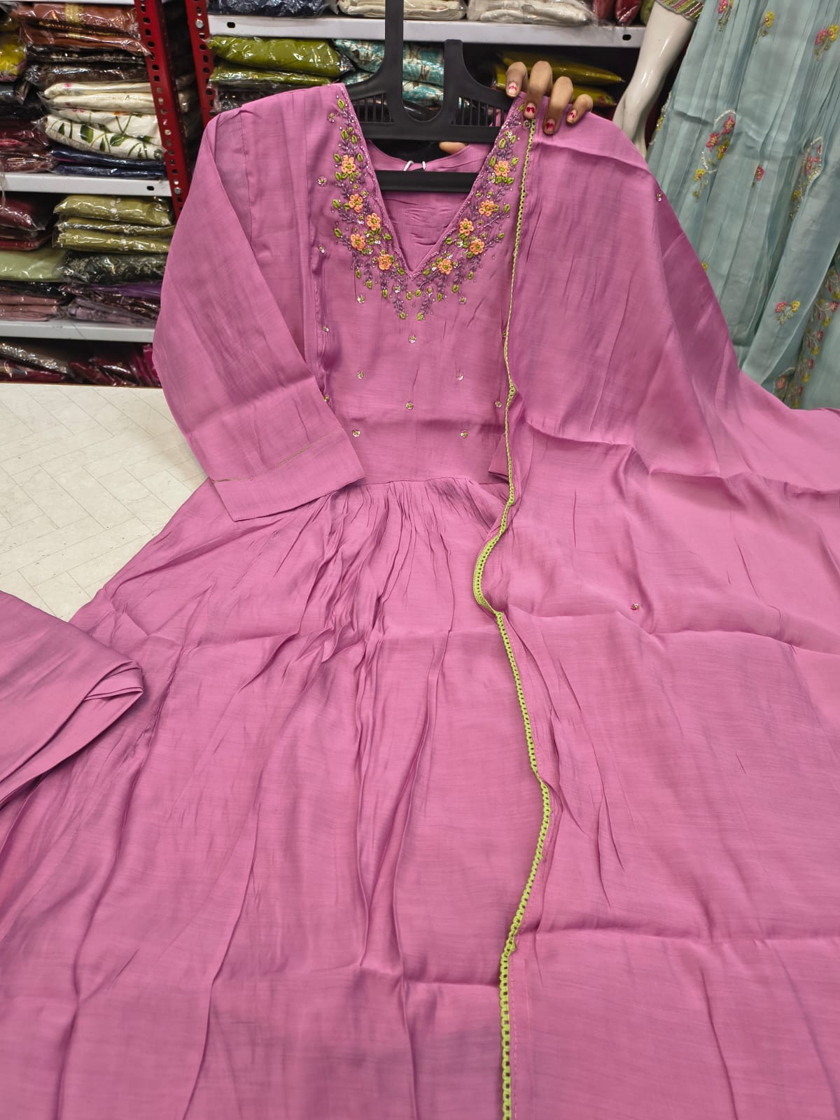 Maharanī Style - SFA480