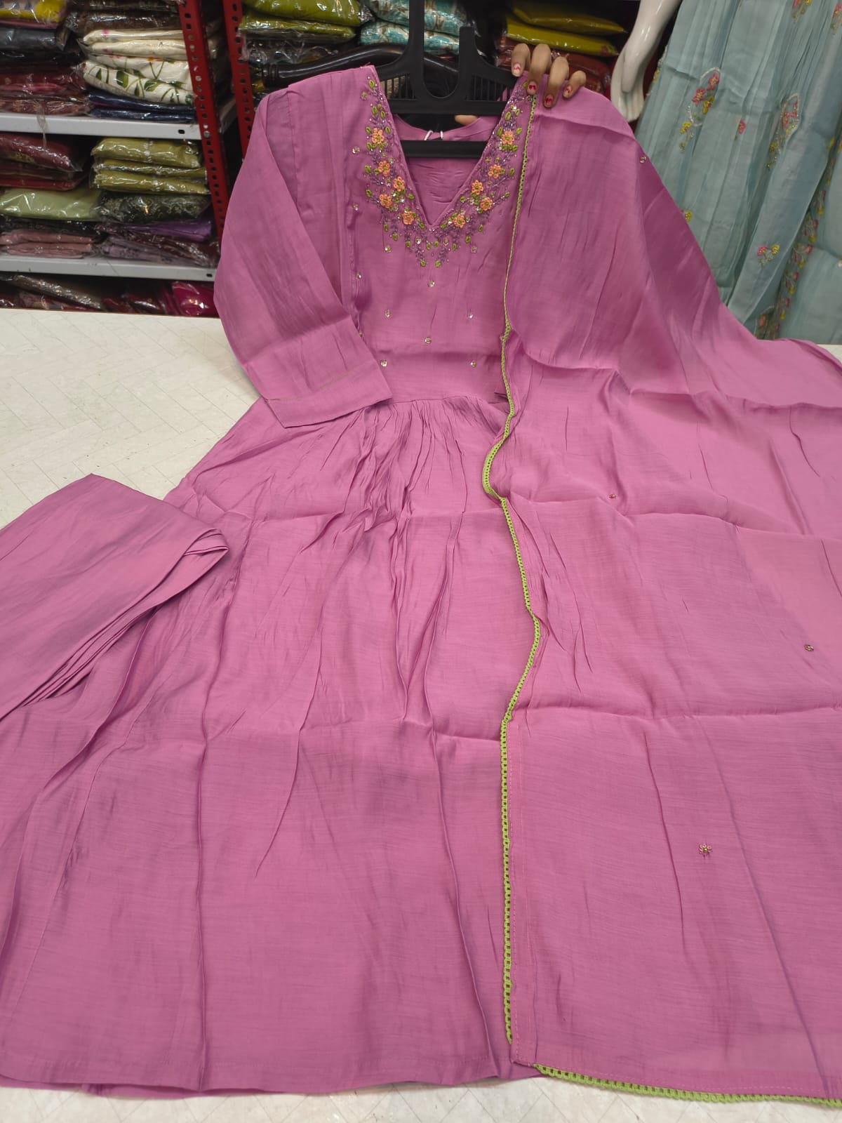 Maharanī Style - SFA480