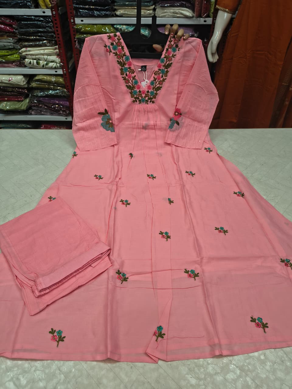 Opulent Wear - SFA490