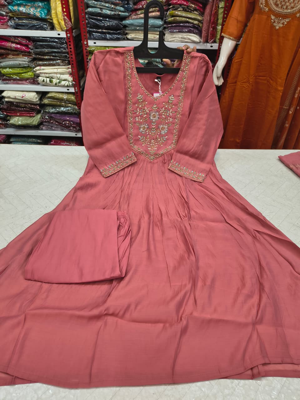 Silk Sampada-SFA484
