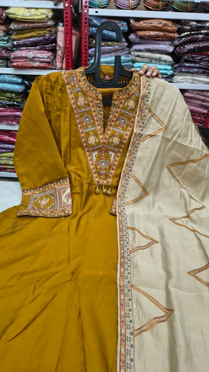 Classic Charm - SFA579