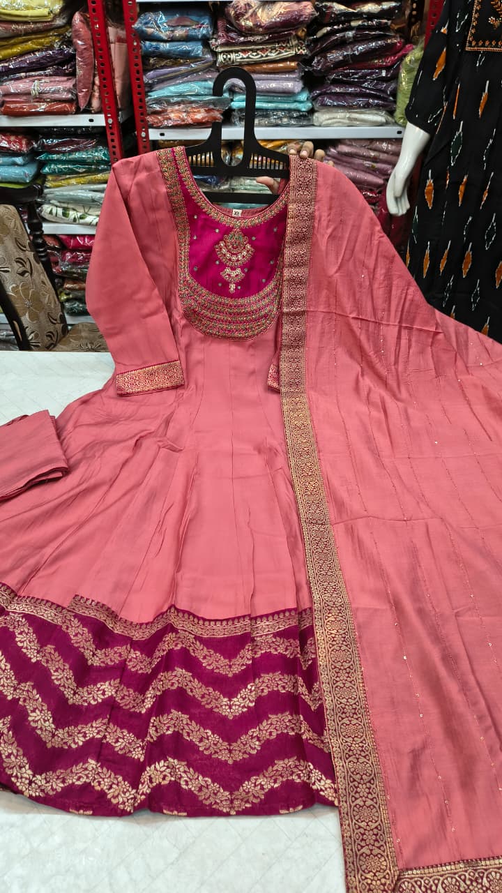 Graceful Threads- SFA589