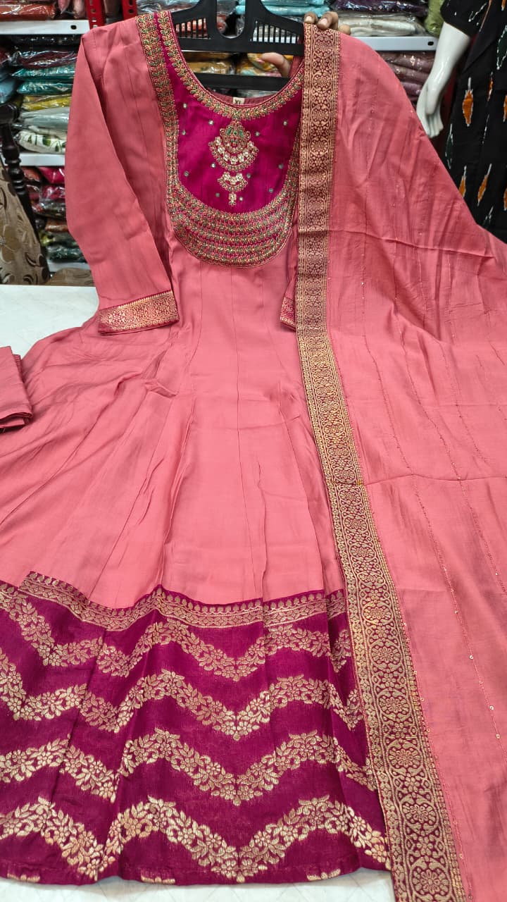 Graceful Threads- SFA589