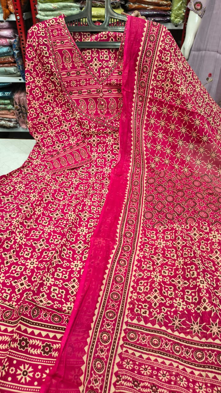 Every Pleat Counts —SFA627