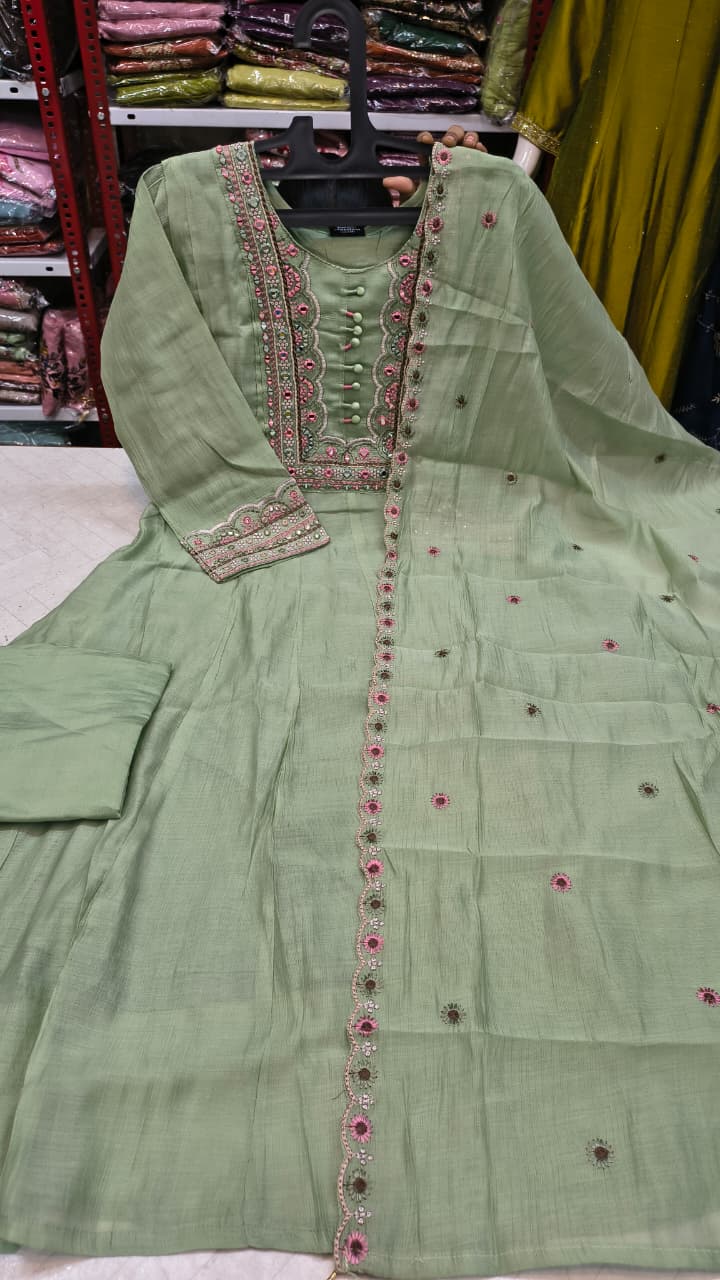 Desi Drapes - SFA636
